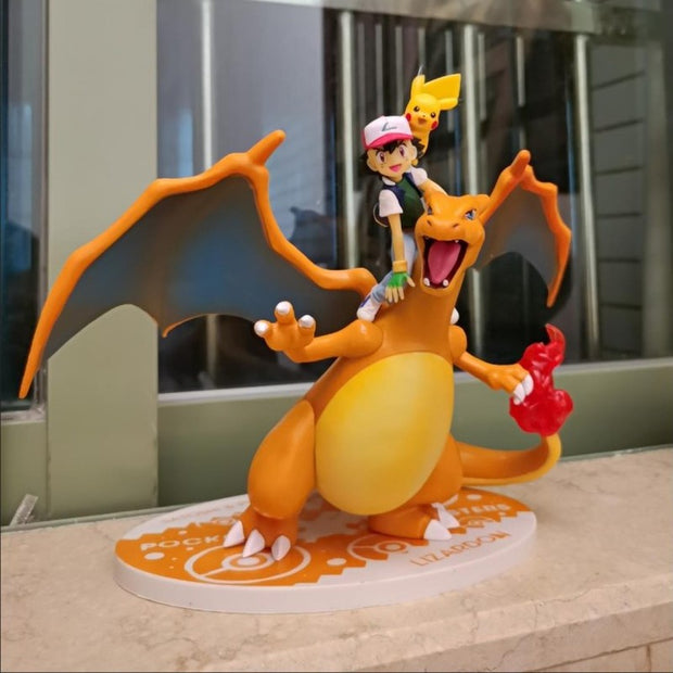 Pokémon-Charizard-Pikachu-Ashen-Anime-Figures.jpg
