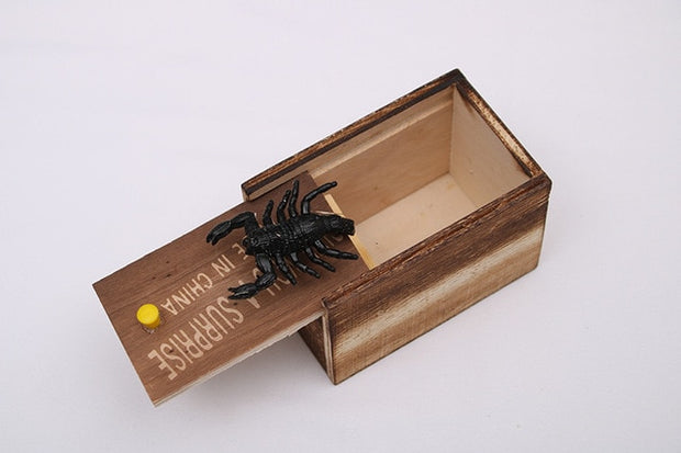 Funny Scare Box Wooden Prank Spider
